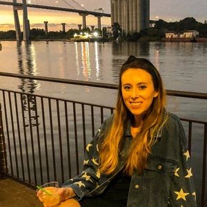 Meet your Posher, Katrina